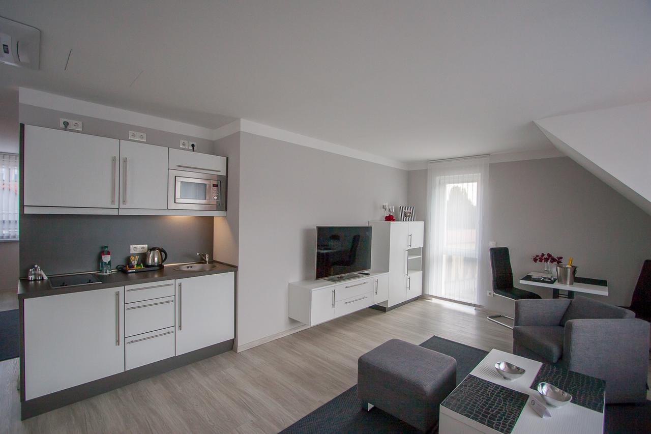Aparthotel "Am Fliess" โฮเยอร์สแวร์ดา ภายนอก รูปภาพ
